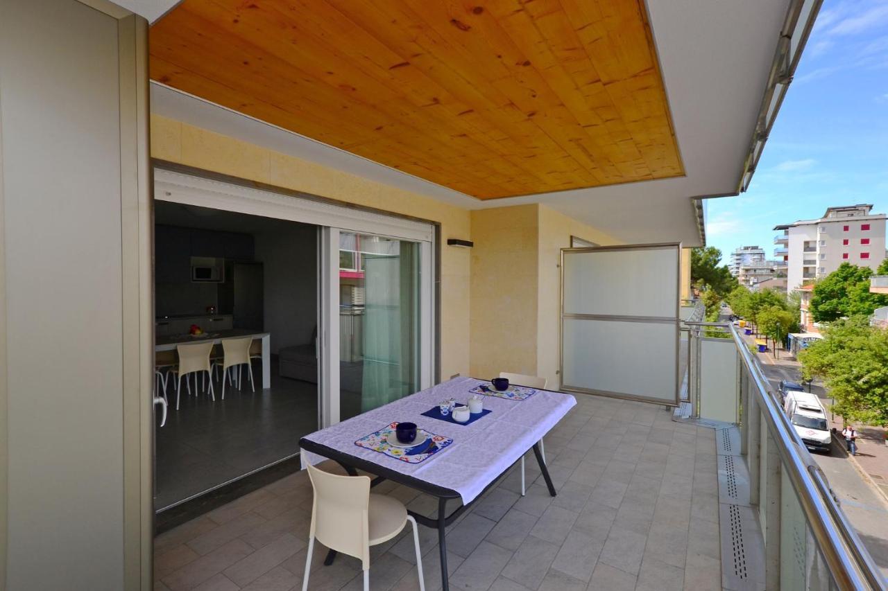 Apartments In Lignano 21701 Lignano Sabbiadoro Exterior foto